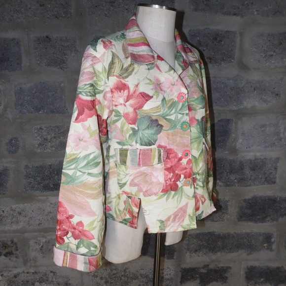 MY BOYFRIENDS BACK muted color short waisted - Picture 3 of 7